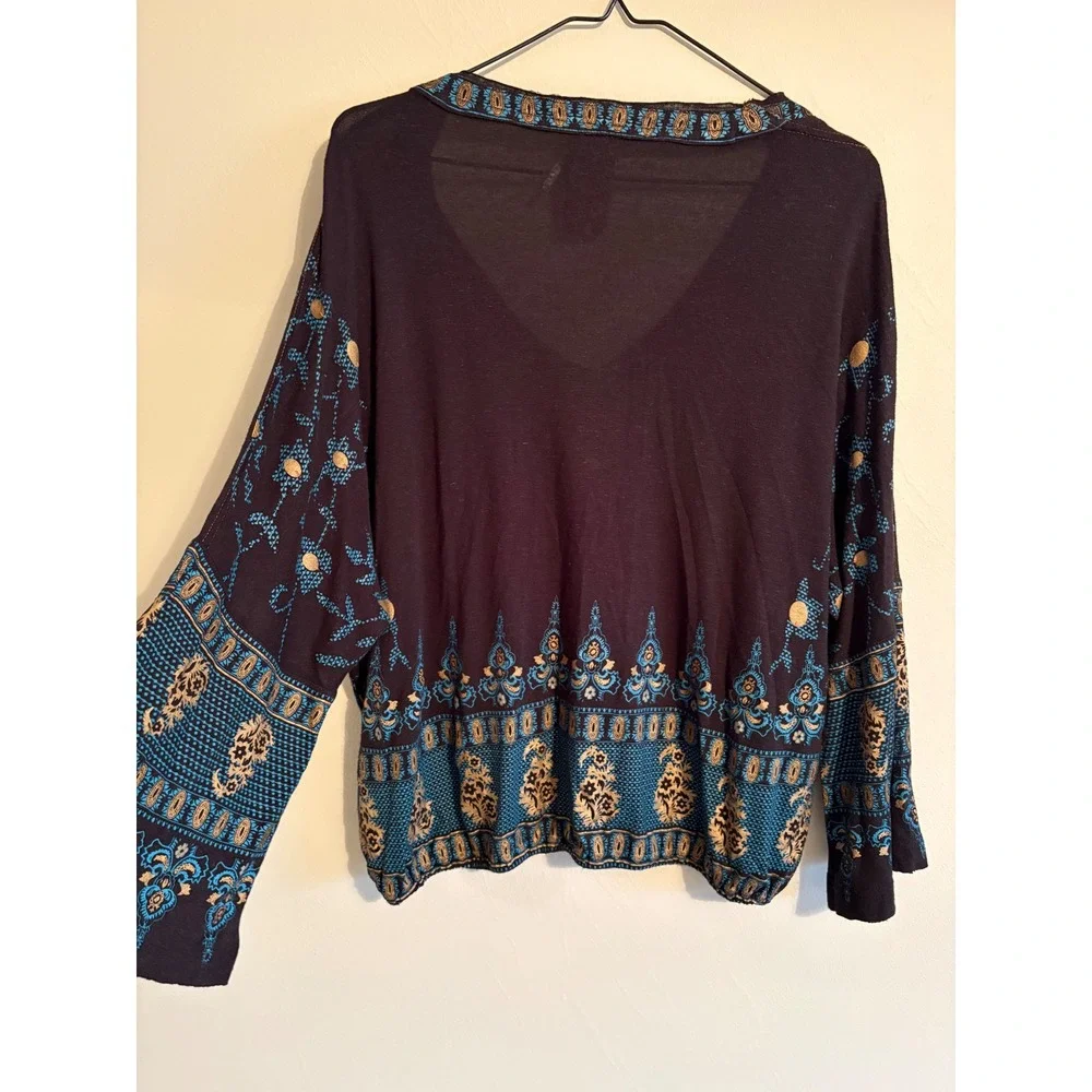Free People Top XS Black Blue Paisley Dolman Sleeve Boho Festival Gypsy Indie